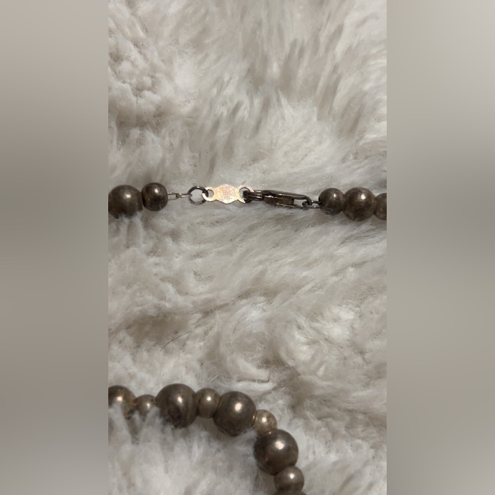 Elegant Brown Beaded Necklace - Picture 6 of 6